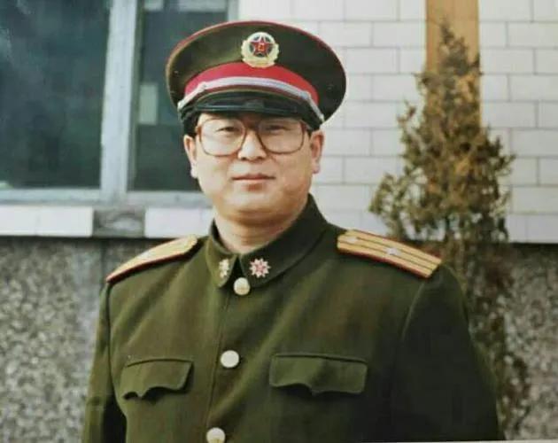 关于求购85式军服陆军全套的文章，求购全套85式陆军军服文章标题，全套85式军服陆军装备求购指南