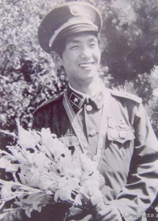 武警丁晓兵简历，一位铁血军人的荣耀之路，武警丁晓兵，铁血军人的荣耀之路简历曝光