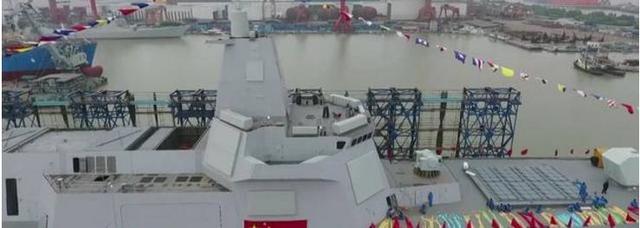 盛大启航，纪念055下水仪式，盛大启航，纪念055下水仪式，里程碑事件瞩目开启