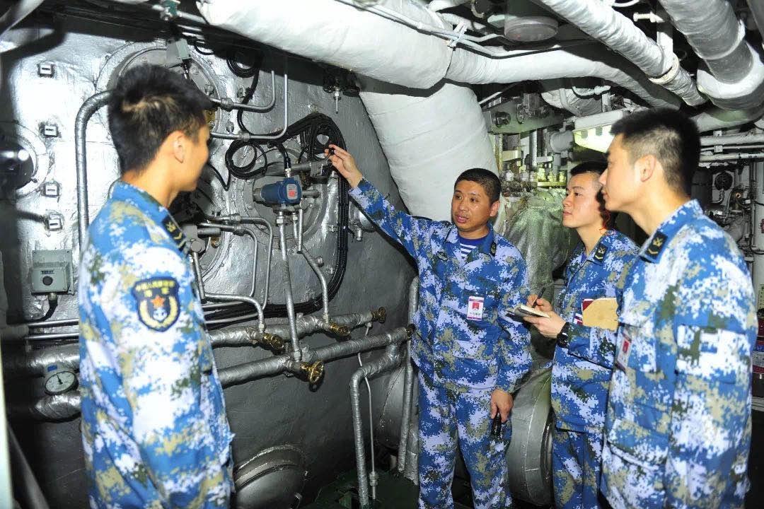 辽宁舰，中国海军新时代的里程碑，辽宁舰，中国海军新时代的航标石