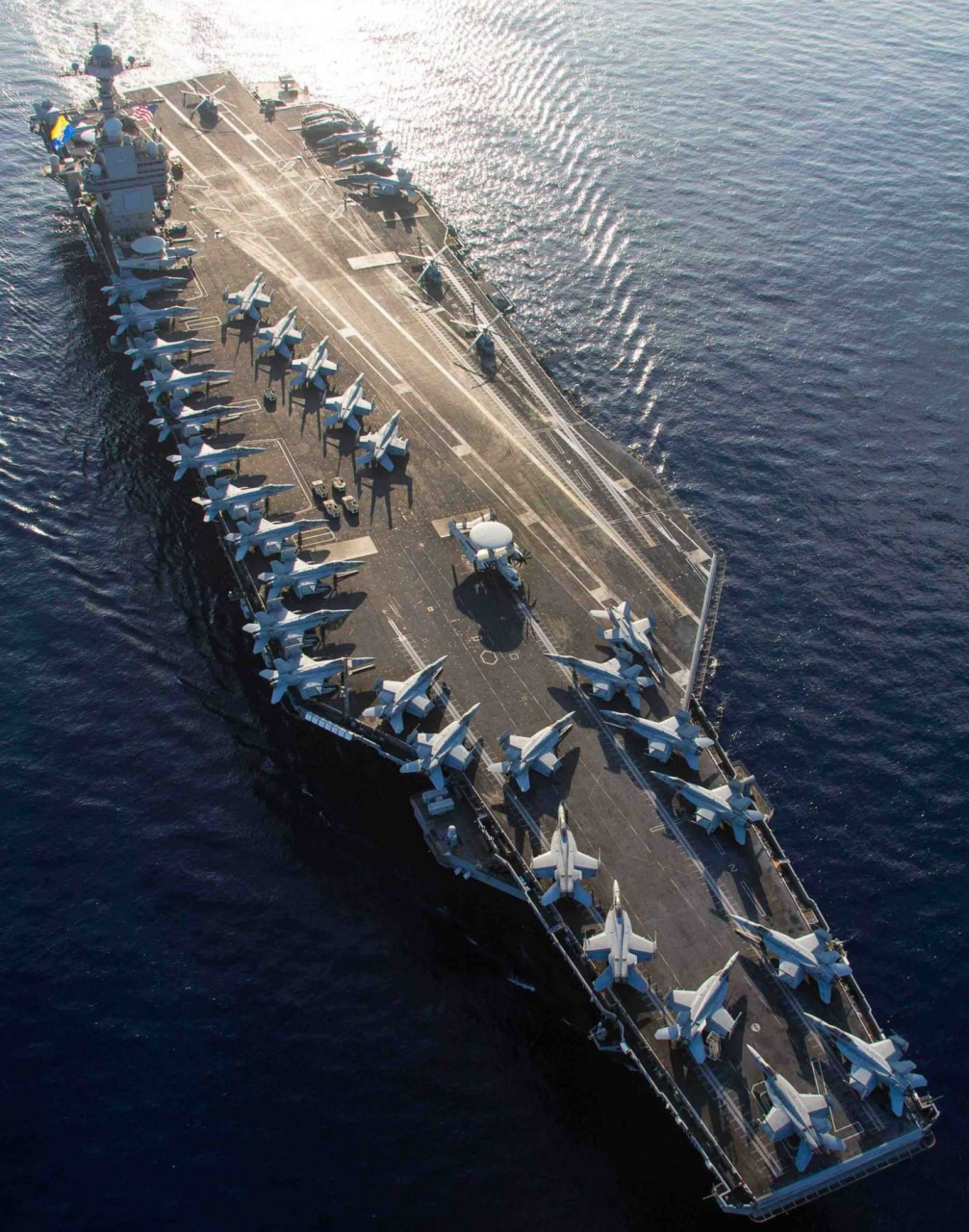 福特号航空母舰，美国海军的骄傲与力量，美国海军的骄傲与力量，福特号航空母舰的辉煌之旅