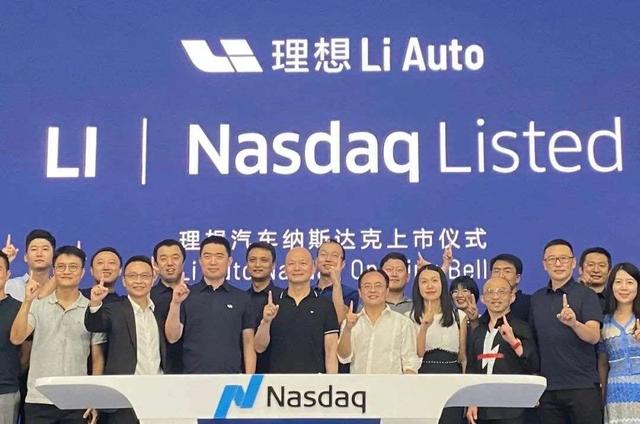 美股B类股票，投资特性与价值解析，美股B类股票的投资特性与价值深度解析