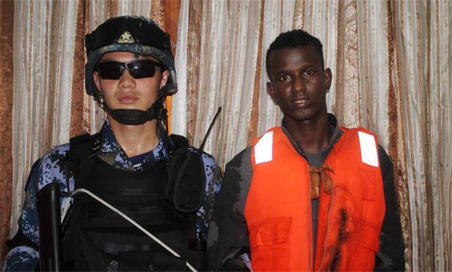 中国海军抓捕三名海盗，彰显国家海洋权益的坚定决心，中国海军抓捕海盗行动彰显国家海洋权益保护决心坚定