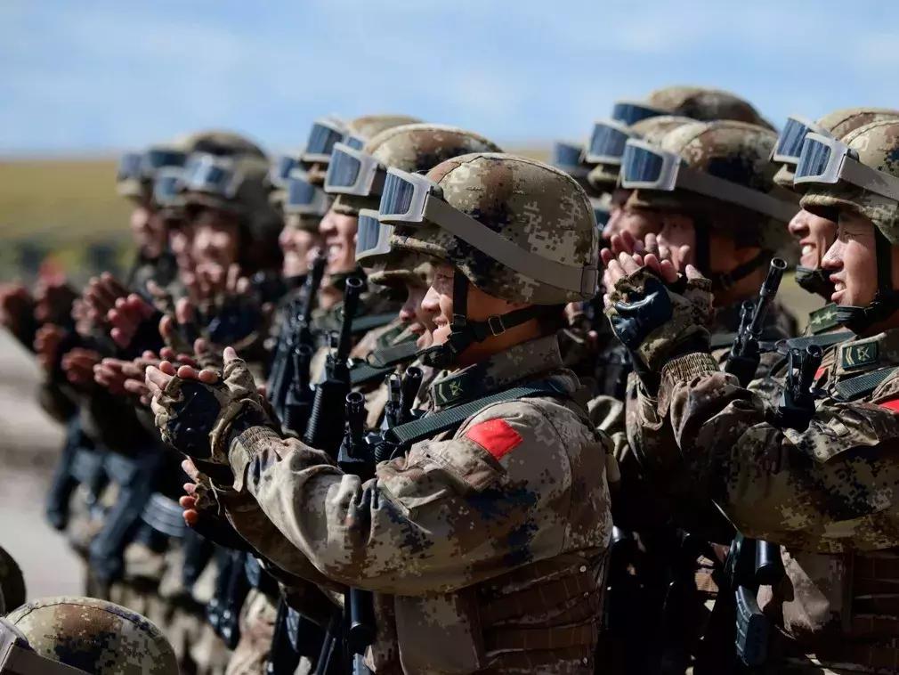 日本99式自行榴弹炮，现代陆军火力支柱，日本99式自行榴弹炮，现代陆军的火力支柱