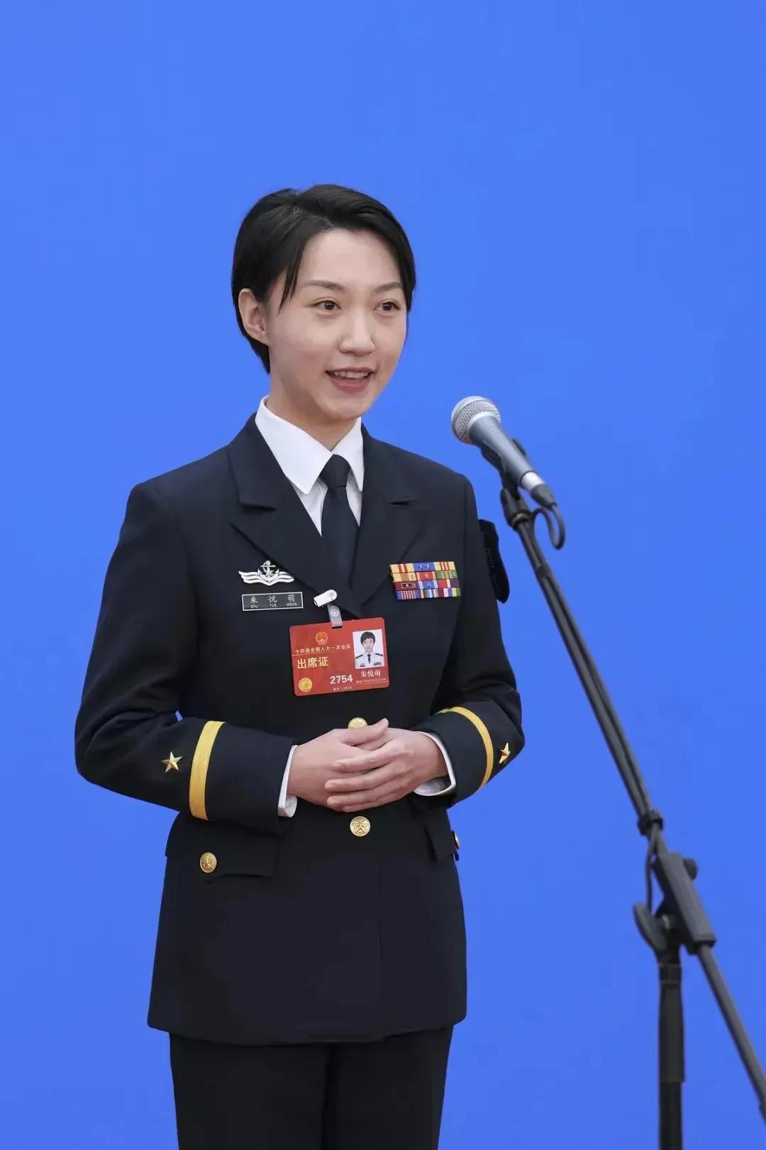 辽宁号航母代号，中国海军新时代的里程碑，辽宁号航母，中国海军新时代的里程碑