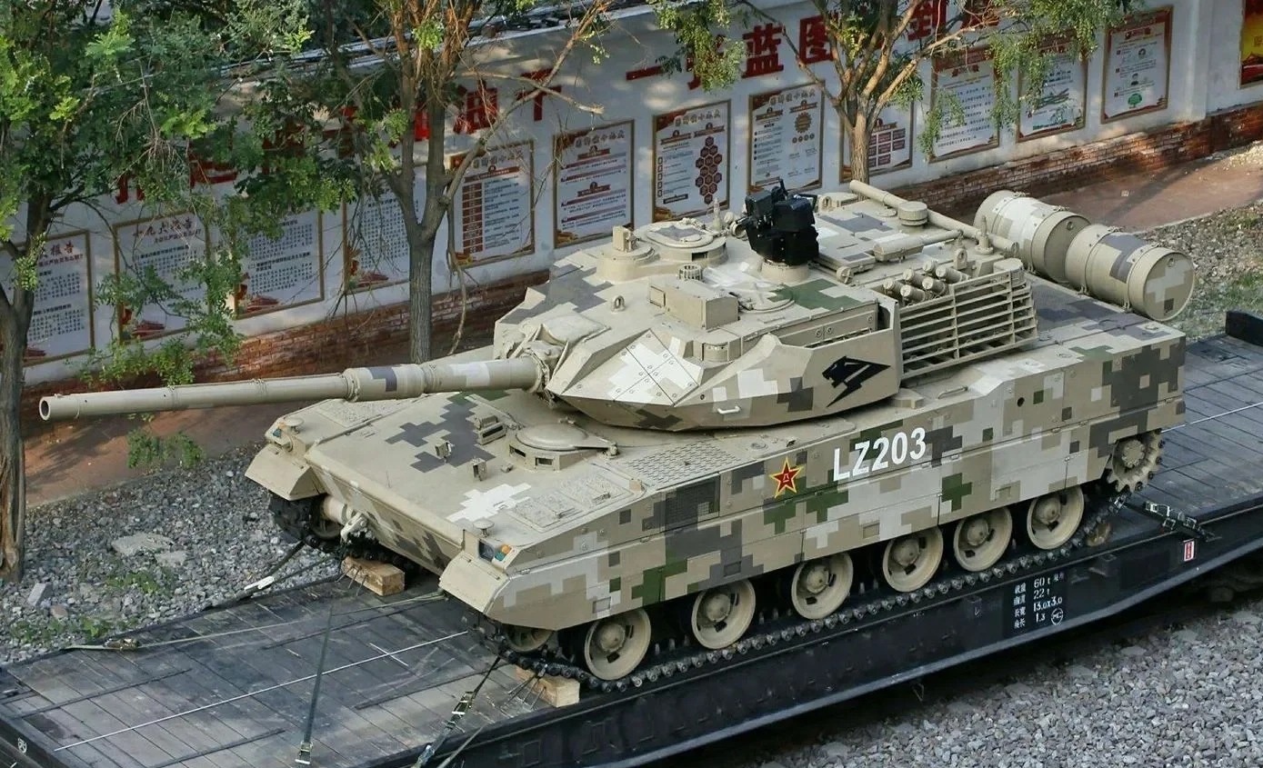 关于我国最新型坦克——15式坦克的介绍，揭秘，我国最新型坦克——15式坦克的详细介绍