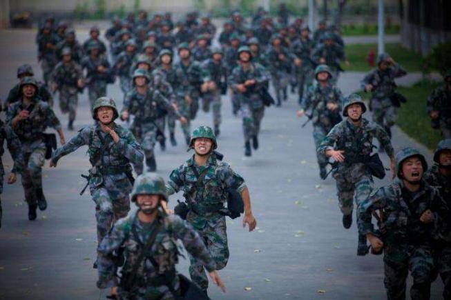 The Power of Military Review Columns，军事评论专栏的力量