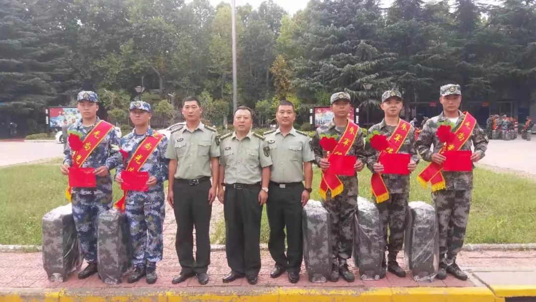 武装部为新兵准备的启程礼物，武装部新兵启程礼物准备启航仪式