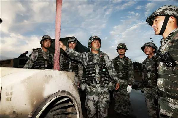 揭秘中国最强训练基地，83旅朱日和训练基地，中国顶尖训练基地揭秘，83旅朱日和训练基地探秘