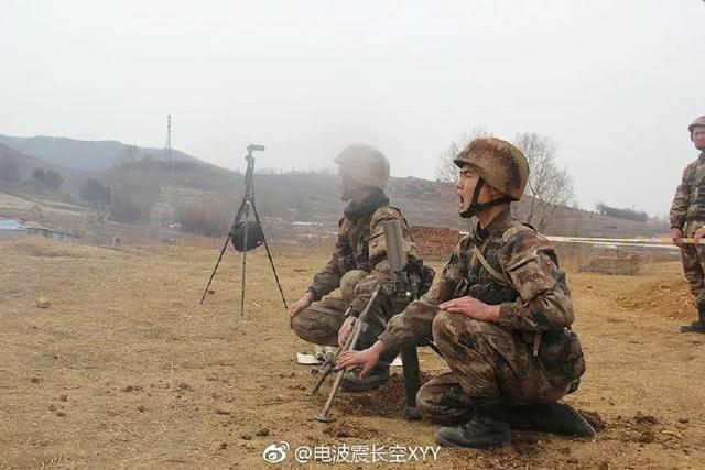 中国87式82毫米迫击炮，威力与技术的完美结合，中国87式82毫米迫击炮，威力与技术的巅峰结合