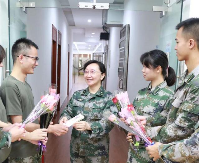 你对国家征兵政策的了解，国家征兵政策详解，了解你的权益与责任