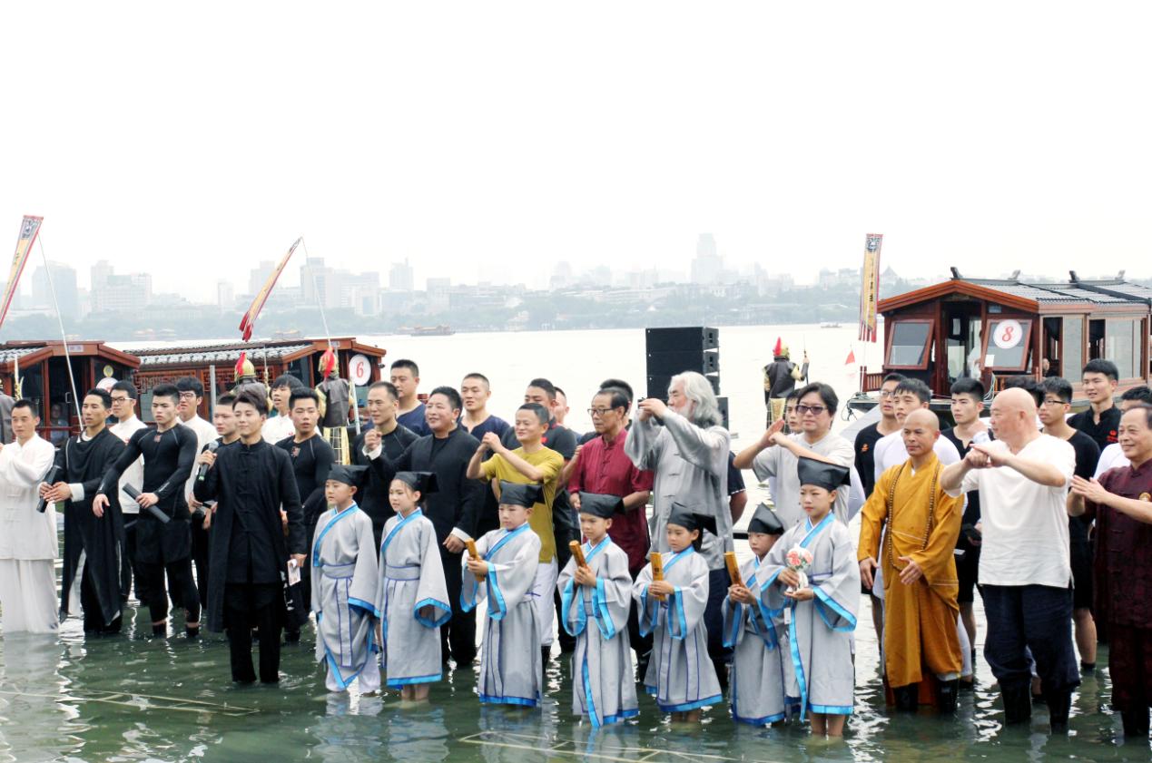 王中王论坛四肖选一肖，探索预测与选择的智慧，王中王论坛四肖选一精准预测与选择智慧探索