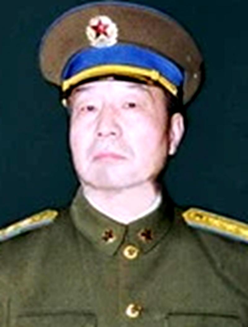 中国人民解放军空军学校，培育英勇无畏的空中战士的摇篮，中国人民解放军空军学校，培育英勇空中战士的摇篮
