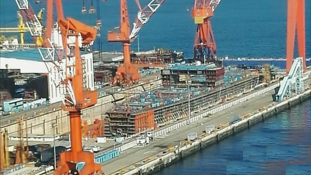 首舰已上船台，探索新航程的启示，首舰上船台，新航程的启示与探索