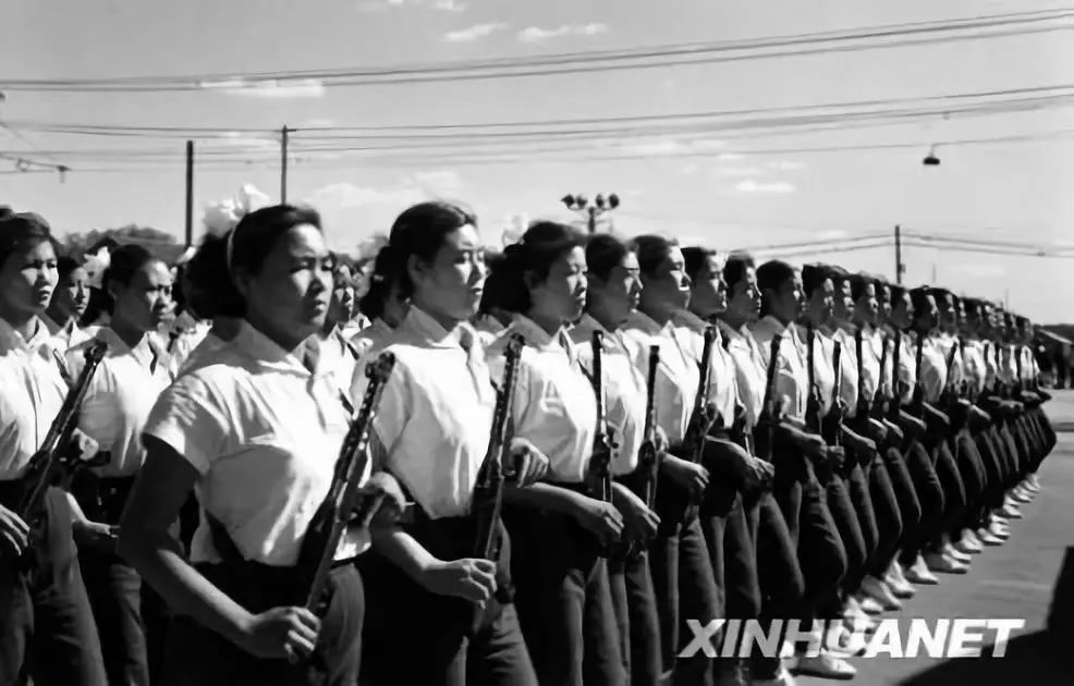 回顾历史，铭记辉煌——1967年国庆阅兵，回顾历史辉煌瞬间，1967年国庆阅兵盛典
