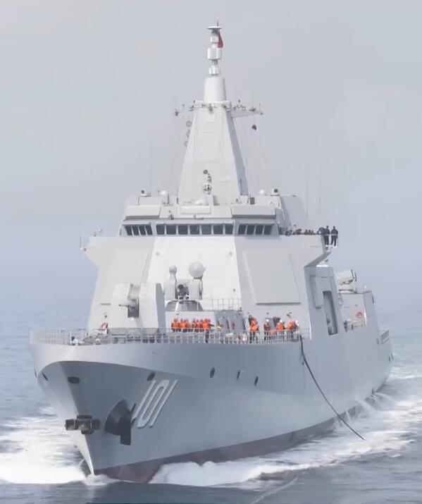 055型驱逐舰