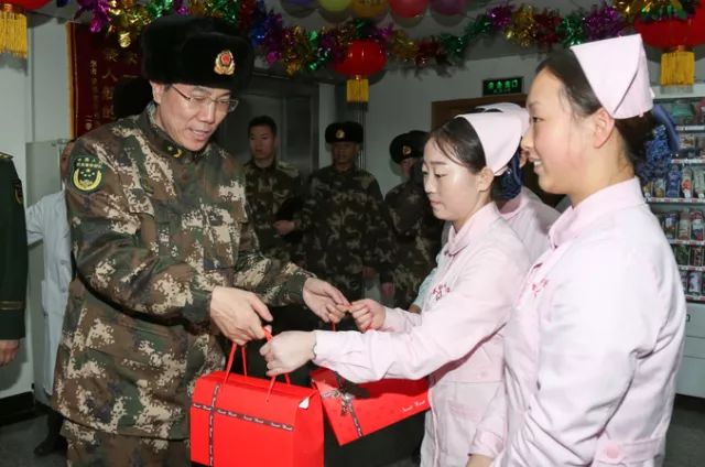 武警王爱国，英雄背后的故事与地域情怀，武警王爱国，英雄背后的故事与地域情怀揭秘