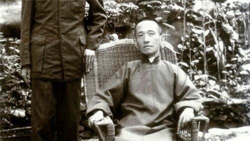 郭正亮评蒋介石，历史视角下的独特观察，郭正亮视角下的蒋介石，历史独特观察