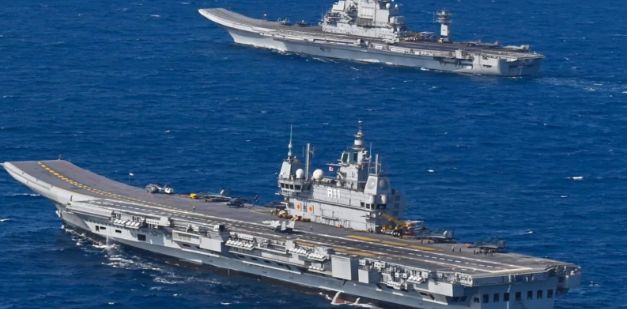 第三艘航母交付，中国海军现代化建设的新里程碑，中国海军新里程碑，第三艘航母交付，现代化建设再提速