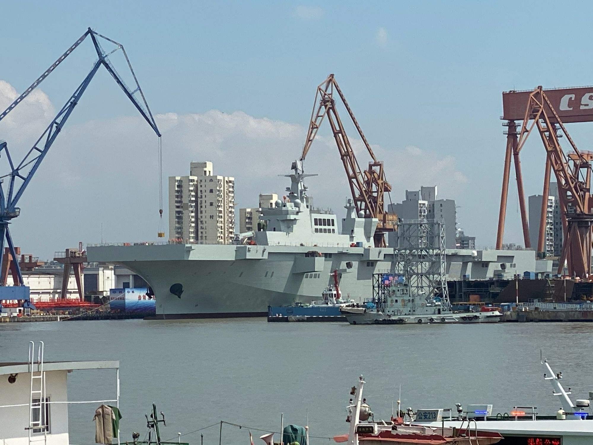 辽宁舰，中国巡洋舰的骄傲，中国巡洋舰骄傲之辽宁舰风采展露