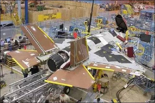 全球瞩目的F-35战斗机，量产数量及未来展望，全球瞩目，F-35战斗机量产数量及未来展望分析