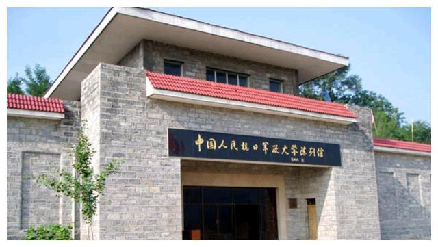 上将退休后可以住军区大院吗，制度与人情之间的考量，上将退休后能否入住军区大院，制度与人情的考量