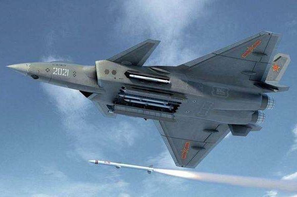 歼-20与F-22，两款先进战斗机之区别，歼-20与F-22，两款先进战斗机的性能差异分析