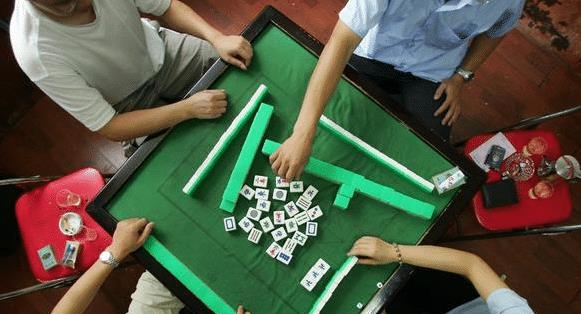 今天打麻将坐哪个位置——揭秘麻将运势与座位选择，揭秘麻将运势与最佳座位选择技巧