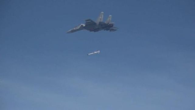 美国吹嘘的未来武器，中国不害怕，美国未来武器夸大宣传，中国不惧挑战