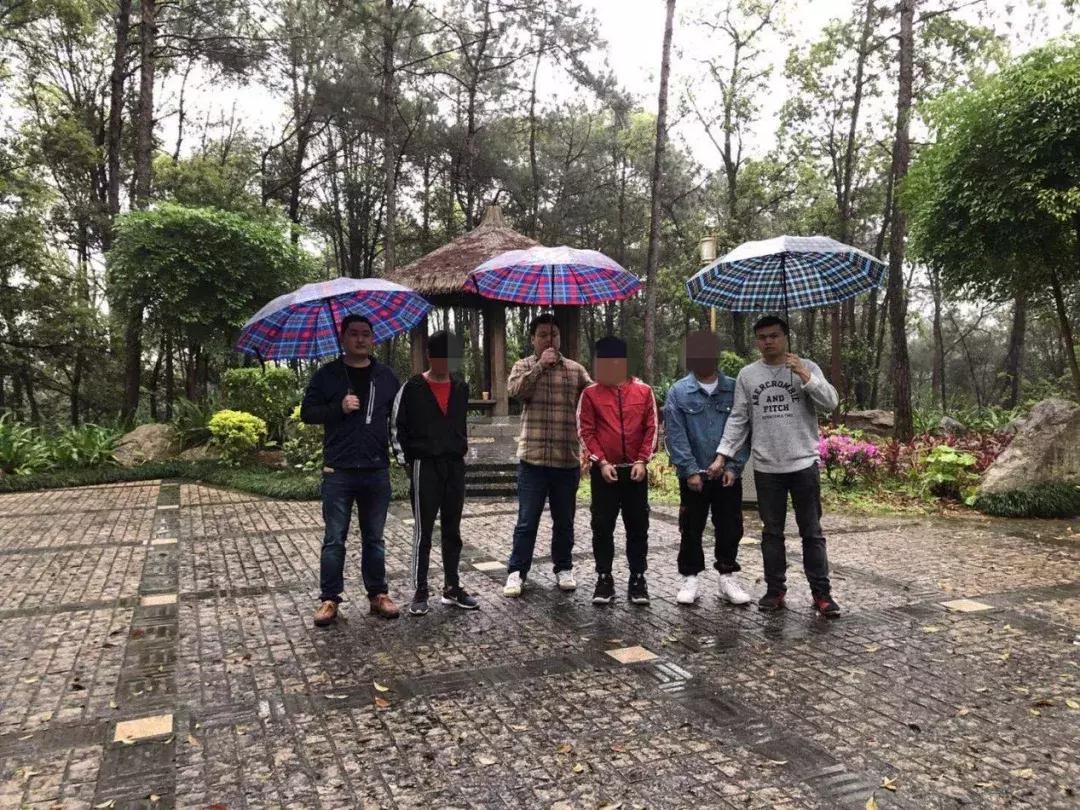 歼8全天候型战斗机，中国国防力量的坚实支柱，歼8全天候型战斗机，中国国防力量的核心支柱