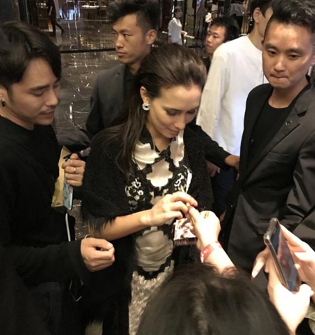 中国空军一号的护航，蓝天之上的荣耀与担当，中国空军一号，蓝天之上的荣耀与担当