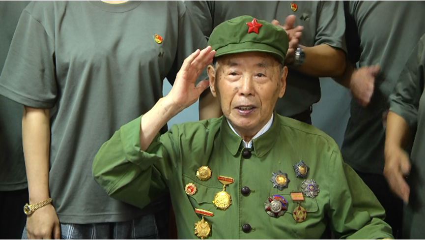 丁晓兵儿子丁陶，军人传承的骄傲与荣光，丁晓兵儿子丁陶，军人荣耀的传承与骄傲