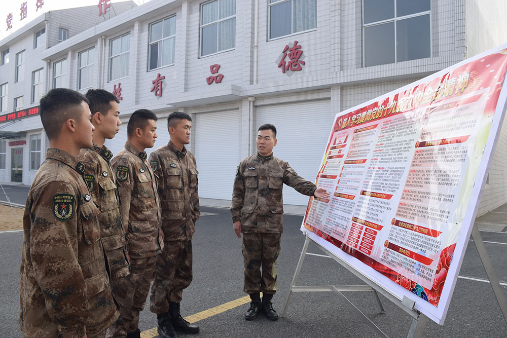 战略支援部队某部队，基层的力量与重要性，战略支援部队基层力量，基石之重要性