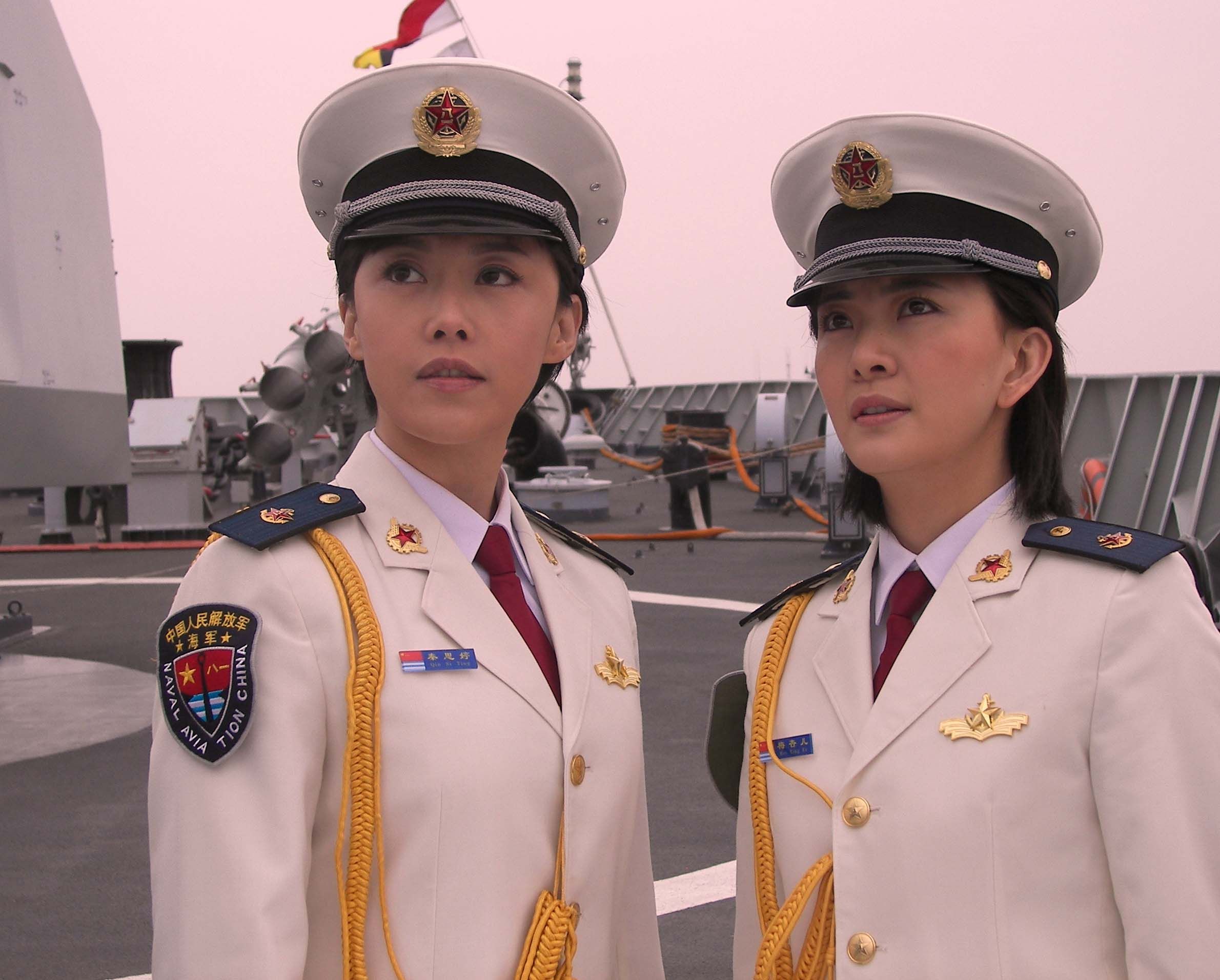 中国现代漂亮女兵单人图片的魅力与力量，中国现代女兵单人图片的魅力与力量展现