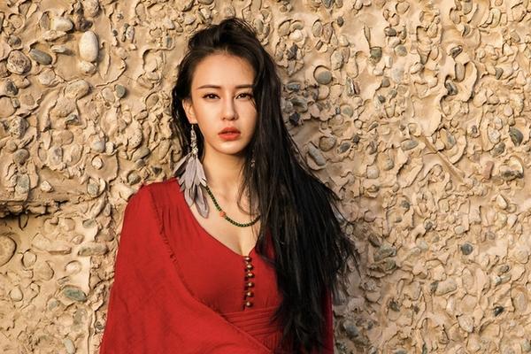 王中王三肖选一肖，策略、智慧与决断的艺术，策略、智慧与决断的艺术，王中王三肖选一肖揭秘