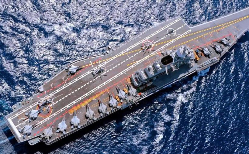 航母下水仪式船员,荣耀与责任并存的重要时刻,航母下水仪式,船员荣耀与责任的交汇点