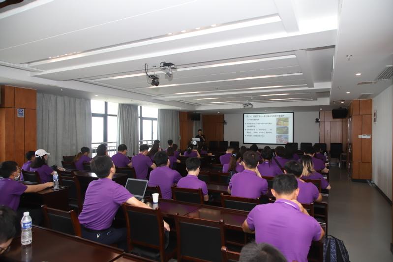台湾热点事件回顾与展望，2021年台湾风云激荡的一年，回顾与展望，台湾风云激荡的2021年热点事件与未来展望