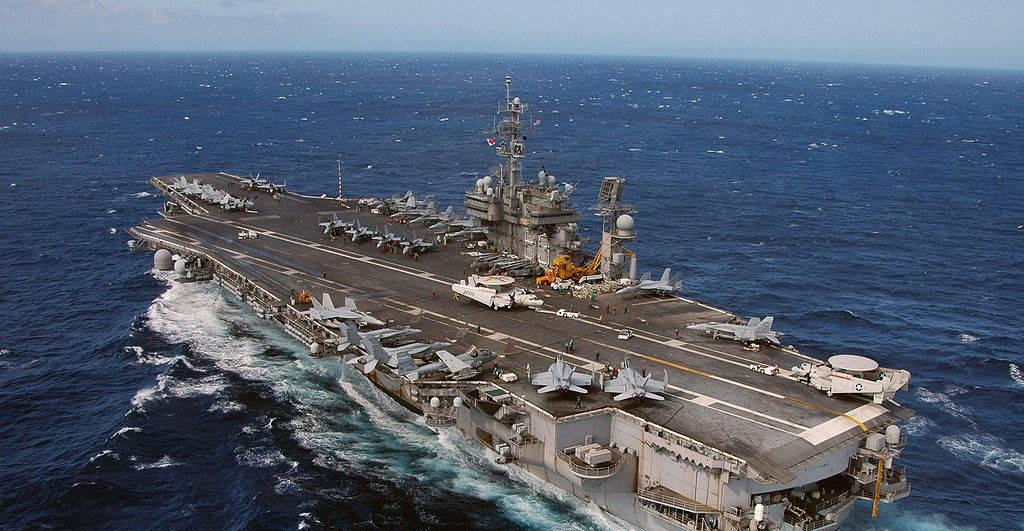 福特号航空母舰的舰载机搭载能力分析,福特号航空母舰舰载机搭载能力解析