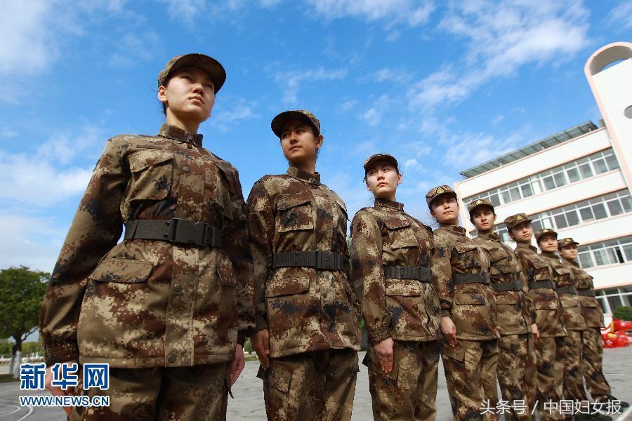 驻香港部队女兵仪仗队视频，展现新时代巾帼风采，驻香港部队女兵仪仗队，新时代巾帼英姿