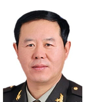 青春热血铸军魂