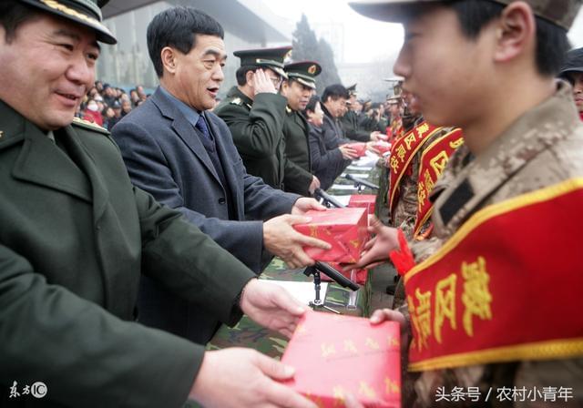 孝感十五军空降兵待遇解析，孝感十五军空降兵待遇深度解析