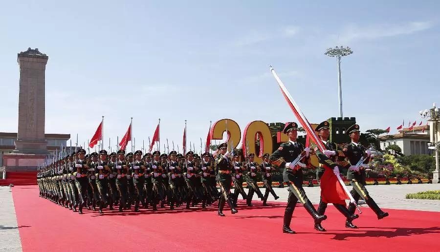 庆祝人民海军成立七十周年阅兵仪式盛大举行，庆祝人民海军成立七十周年阅兵仪式隆重举行