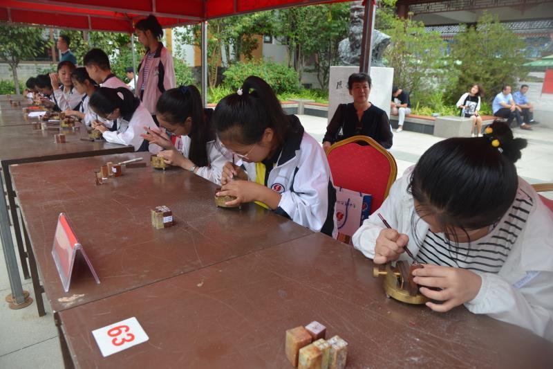 澳门最快开奖号码三中三,揭秘彩票背后的秘密与策略探讨,澳门彩票揭秘,快速开奖号码中的三中三策略与秘密探讨