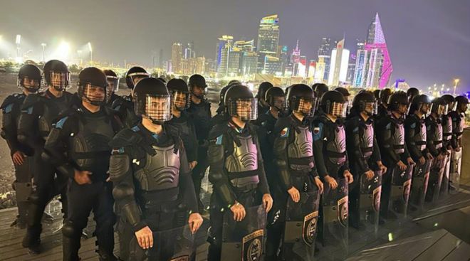 卡塔尔警察阅兵，展现力量与荣耀，卡塔尔警察阅兵，力量与荣耀的展现