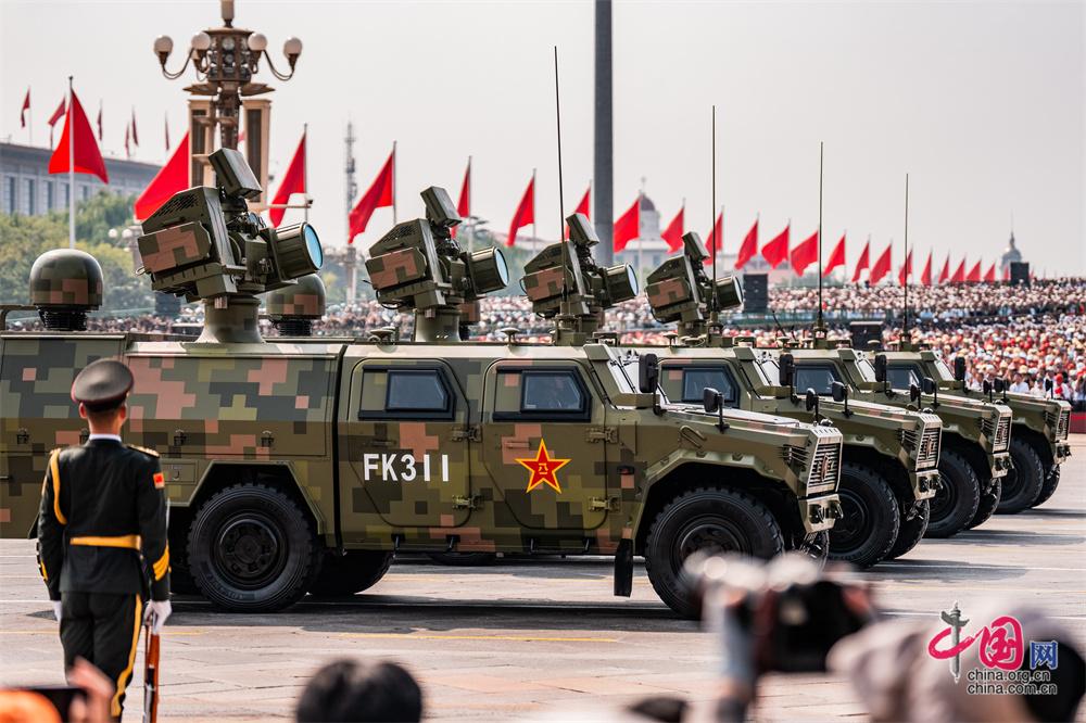 中国解放军装备,迈向现代化,展现强大国防实力,中国解放军装备现代化,展示强大的国防实力