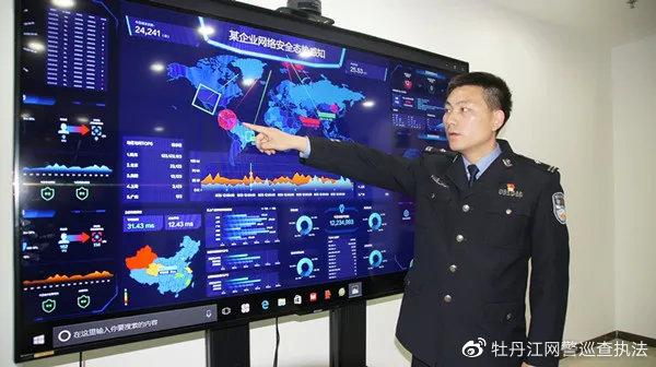 星空迷彩体能服，时尚与功能的完美结合，星空迷彩体能服，时尚与功能完美融合之选