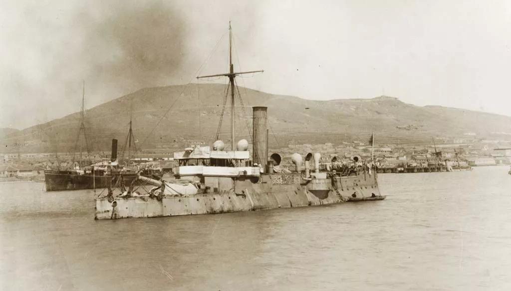 纪念人民海军辉煌历程，人民海军70周年7套纪念币赏析，纪念人民海军辉煌历程，7套纪念币献礼海军70周年