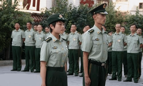 海军夏常服短袖，传统与现代的完美结合，海军夏常服短袖，传统与现代的时尚融合