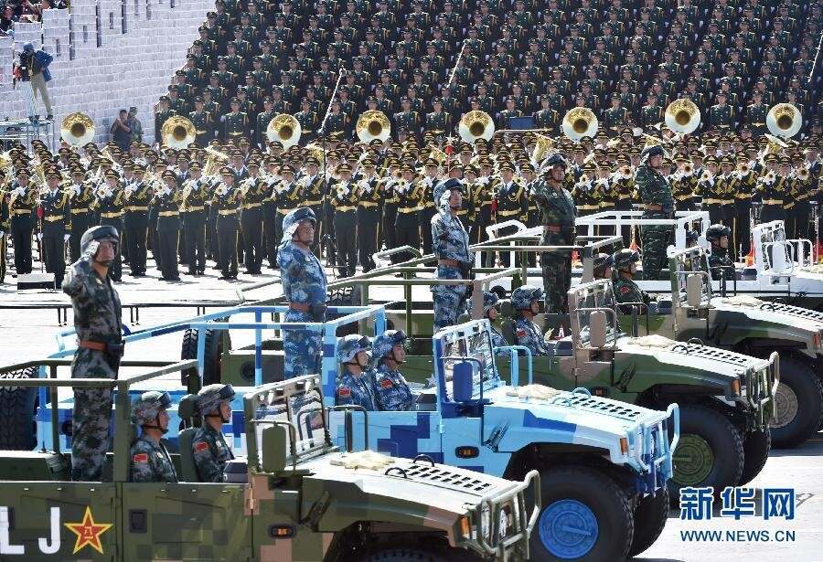 纪念中国人民抗日战争暨世界反法西斯战争胜利七十周年阅兵，纪念反法西斯胜利七十周年阅兵盛典，铭记历史，砥砺前行