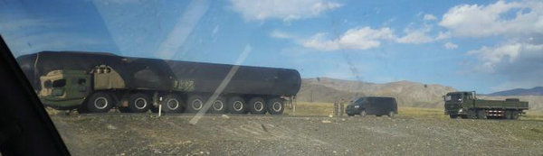 东风41导弹,内部构造与独特风采,东风41导弹,揭秘内部构造与独特魅力